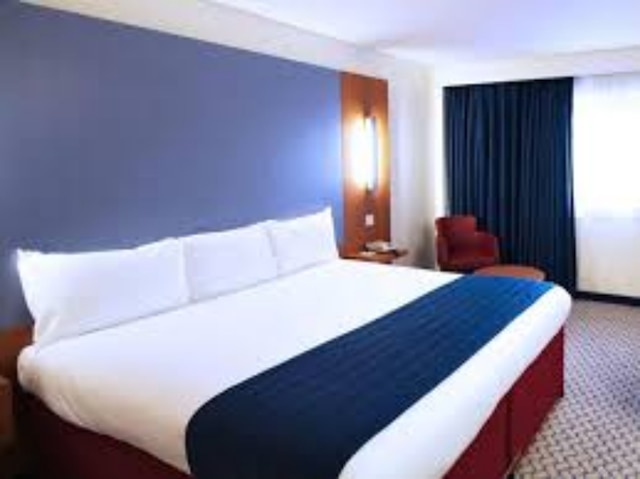 ホテル R イン デリー