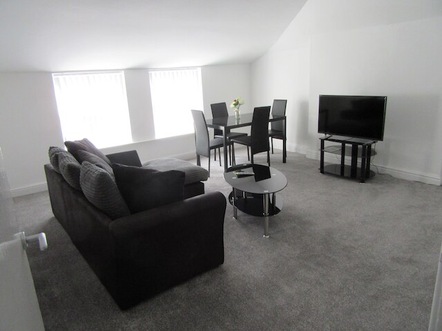 ナンOー 6 アット 19 アイヴァンホー - 2 ベッド セフトン パーク