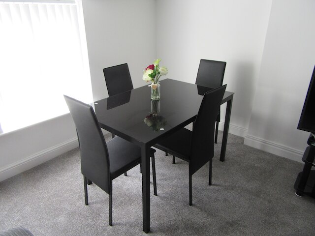 ナンOー 6 アット 19 アイヴァンホー - 2 ベッド セフトン パーク