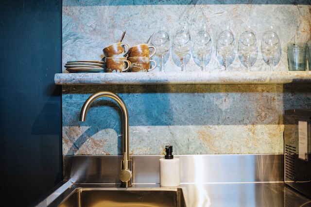 ザ ブルー ホテル ボンディ