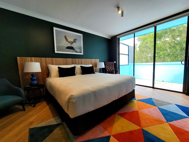 ザ ブルー ホテル ボンディ