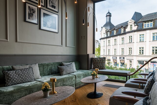 ミアノ オテル & バー