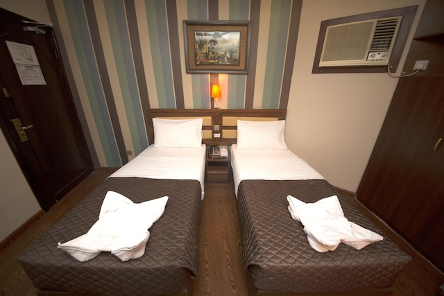 ダウンタウン ホテル