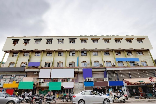 ホテル ゴヴィンダム バイ スカイ ステイズ