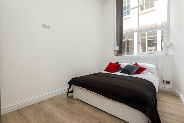 ドリーム アパートメンツ スイィーティング ストリート