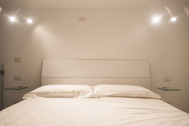 コンテンポラリー 2 ベッドルーム フラット ニア ユニバーシティ