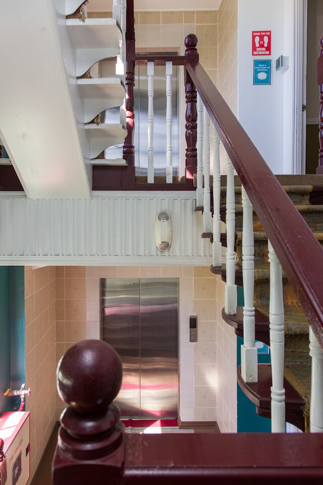 リージェンシー スイーツ ホテル