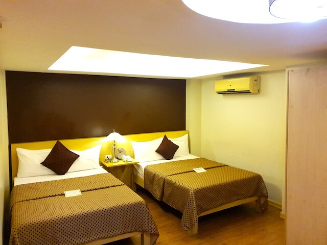 フェスティブ ホテル マカティ