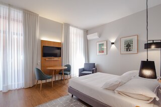 ウマ フォルモサ アパートメンツ