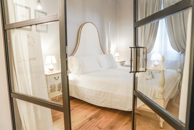 アート アパートメント ブラック & ホワイト