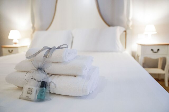 アート アパートメント ブラック & ホワイト