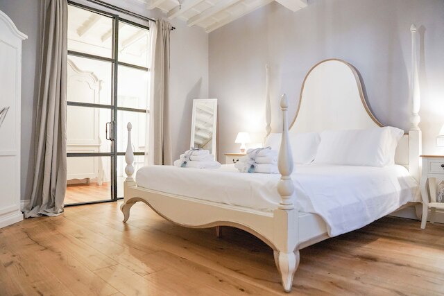 アート アパートメント ブラック & ホワイト