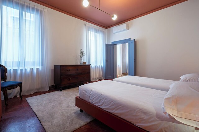 ザ アルセナル ラージ アパートメント