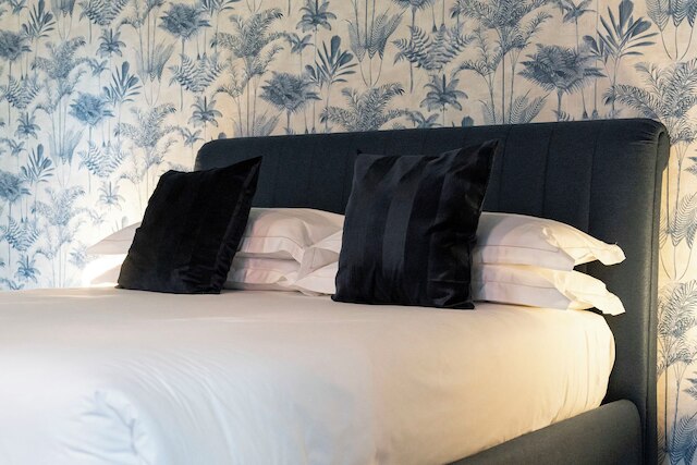 ザ アルセナル ラージ アパートメント