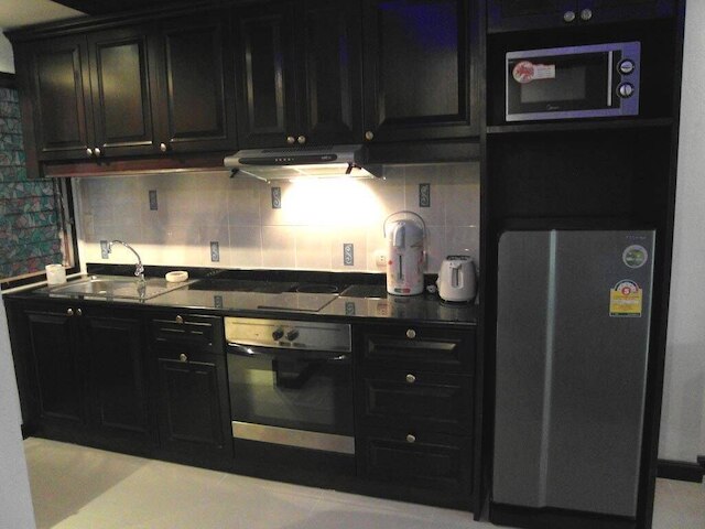 バーン スアン ララナ TD フロア 2 ルーム 203