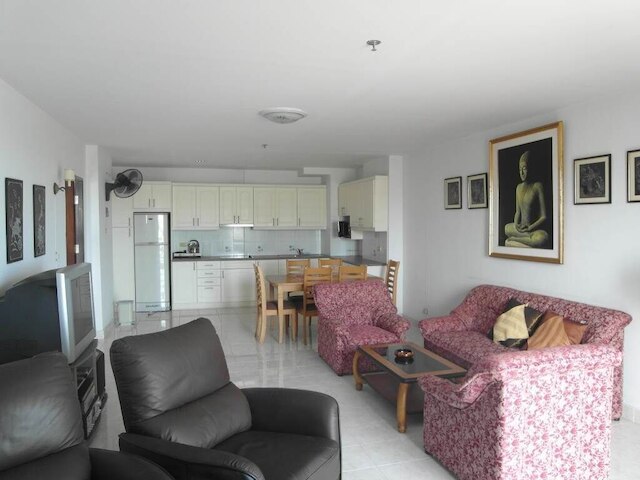 ビュー タレイ コンドミニアム 2A フロア 16 ルーム