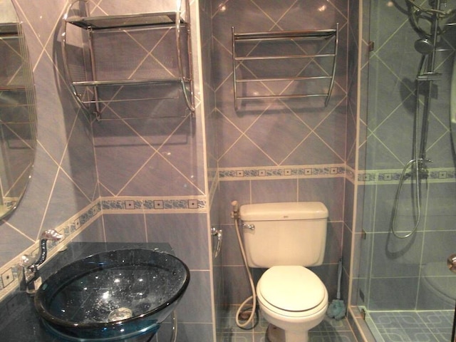 アメージング ビュー タレイ 1A フロア  4  ルーム パタヤ