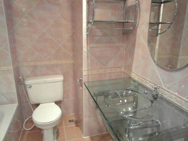 アメージング ビュー タレイ 1A フロア  4  ルーム パタヤ