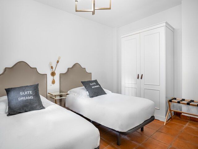 ライムホーム グラナダ カレェ サンタ アナ