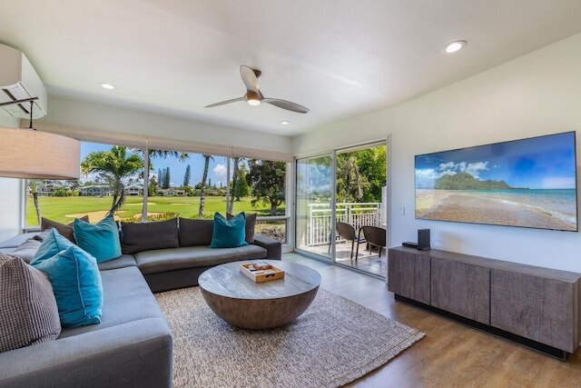 エンマラニコート 322 2 ベッドルーム コンド バイ レッドオーニング