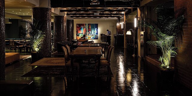 THE STEEL HOUSE（ザ・スティールハウス）