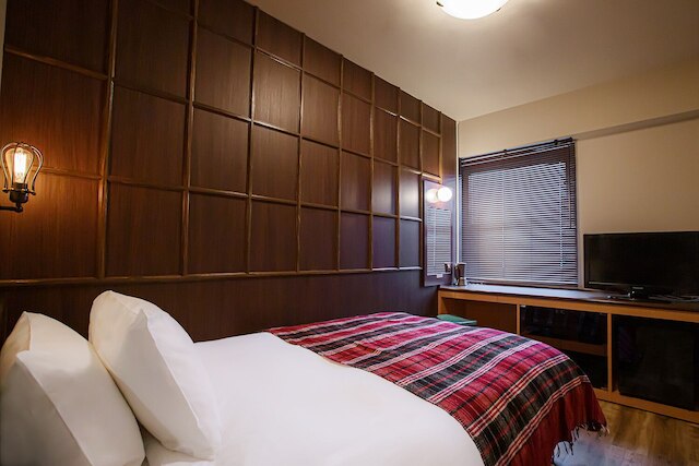 THE STEEL HOUSE（ザ・スティールハウス）