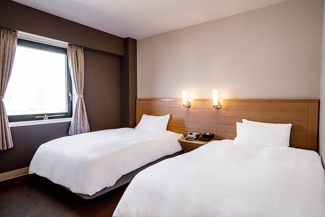 THE STEEL HOUSE（ザ・スティールハウス）