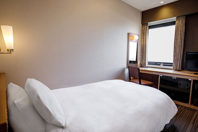 THE STEEL HOUSE（ザ・スティールハウス）