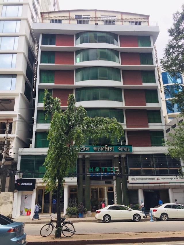 ホテル ザカリア インターナショナル