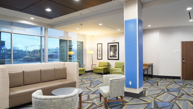 ホリデイ イン エクスプレス & スイーツ ダラス セントラル マーケット センター by IHG