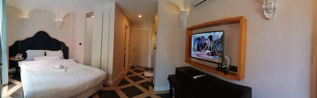 エスパーナ コンド バイ SOム