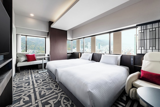 レムプラス神戸三宮