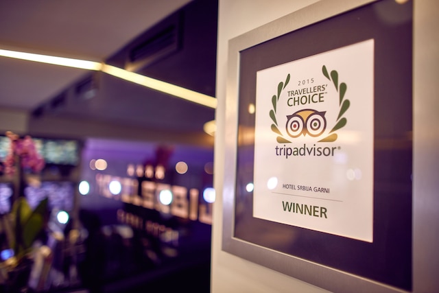 ホテル スルビヤ ガーデン エックス ガルニ