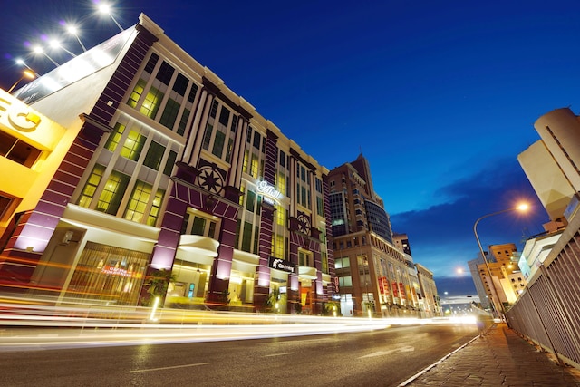 アベル ホテル クチン