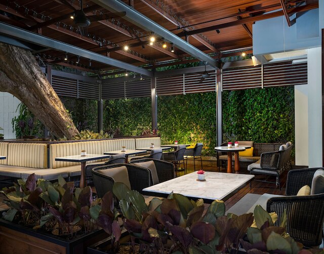 ロイヤル アンバルクモ ヨギャカルタ