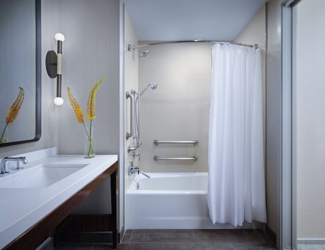 キンプトン ホテル パロマー フェニックス シティスケープ by IHG