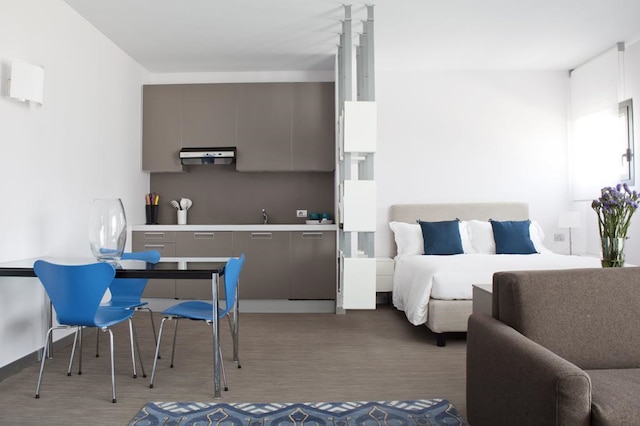 ザンバラ ラグジュアリー アパートメンツ