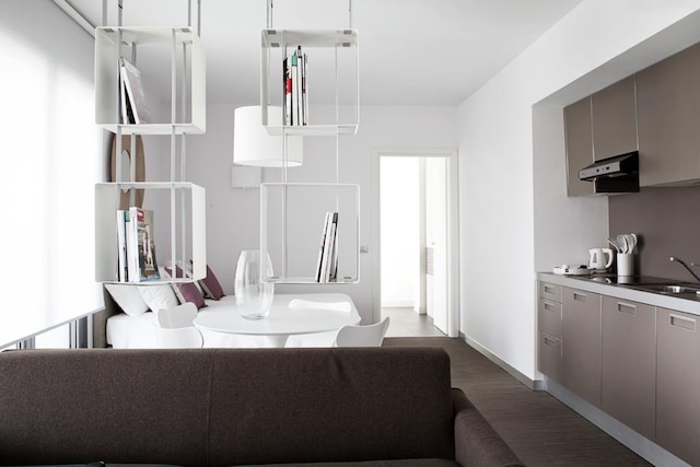 ザンバラ ラグジュアリー アパートメンツ