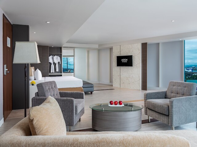 アストン マカッサル オテル & コンベンション センター