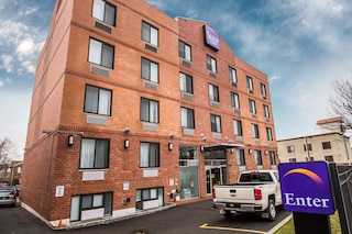 スリープ イン JFK エアポート ロックアウェイ ブールバード