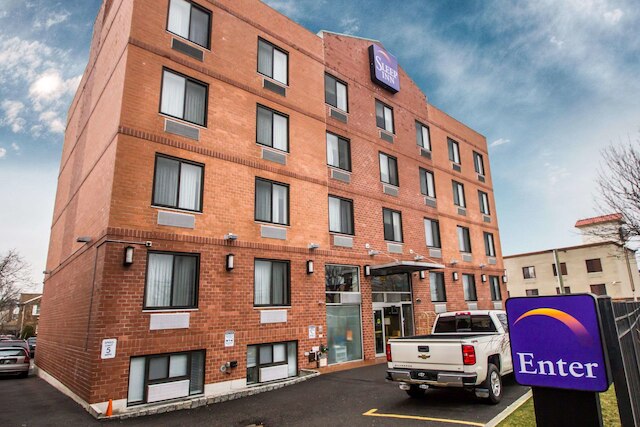 スリープ イン JFK エアポート ロックアウェイ ブールバード