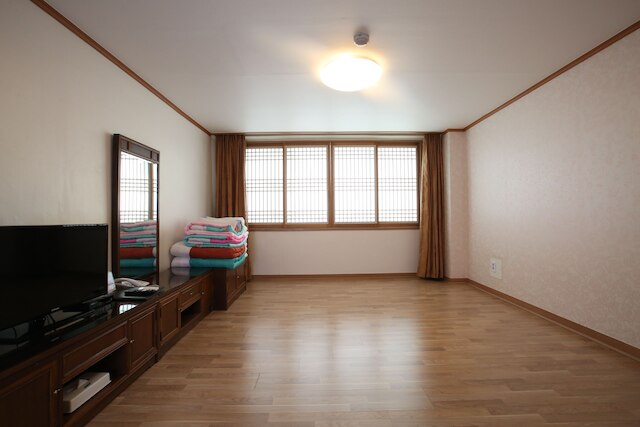 ダンヤン ツーリスト ホテル エーデルワイス