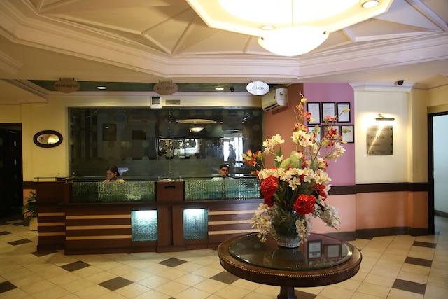 ホテル ツーリスト デラックス