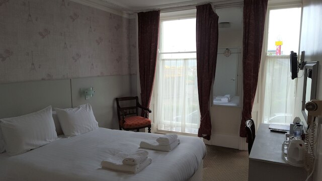 アレクサンドラ ホテル