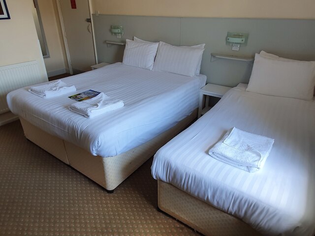 アレクサンドラ ホテル