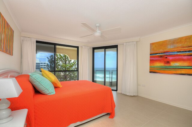 スピンドリフト オン ザ ビーチ