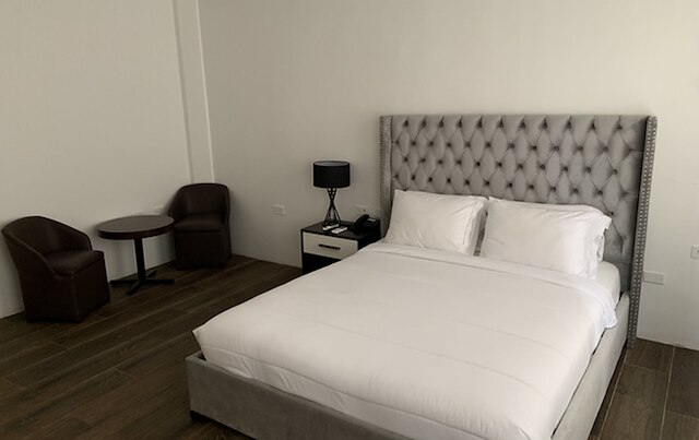 ラ フォンタナ ホテル