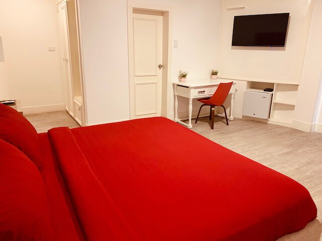 ラ フォンタナ ホテル