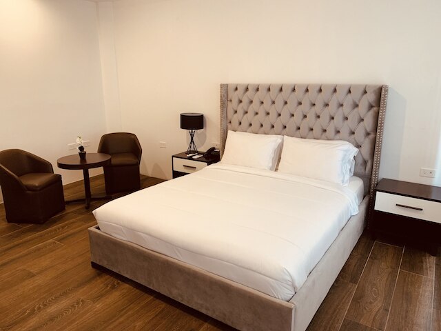 ラ フォンタナ ホテル