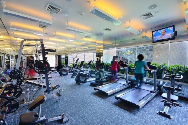 アカイア ホテル マニラ